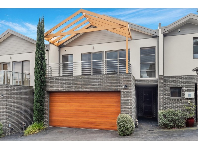 9/19 Coolidge Wynd, Macleod VIC 3085