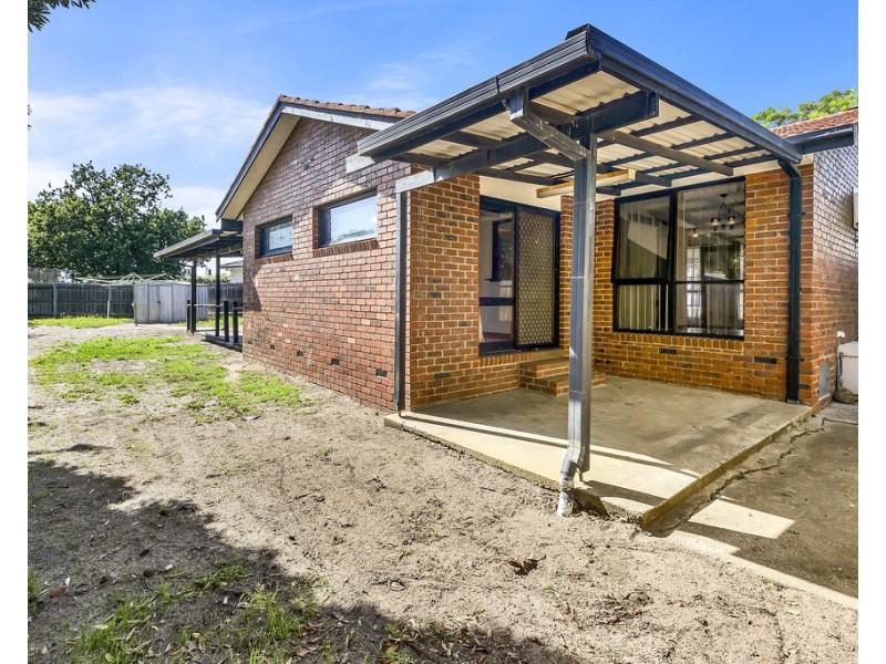 2 Mawson Close, Mill Park VIC 3082