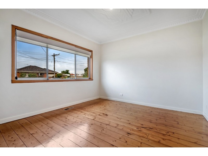 18 Highlands Road, Thomastown VIC 3074