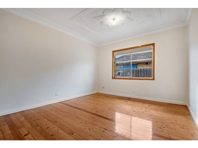 18 Highlands Road, Thomastown VIC 3074