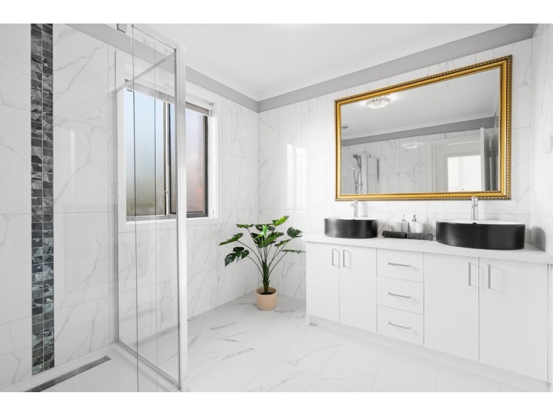 15 Cheryl Grove, Viewbank VIC 3084