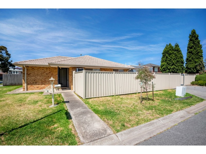 4 Woodlands Place, Lalor VIC 3075