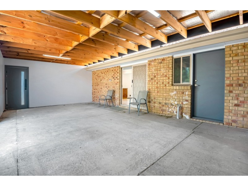4 Woodlands Place, Lalor VIC 3075