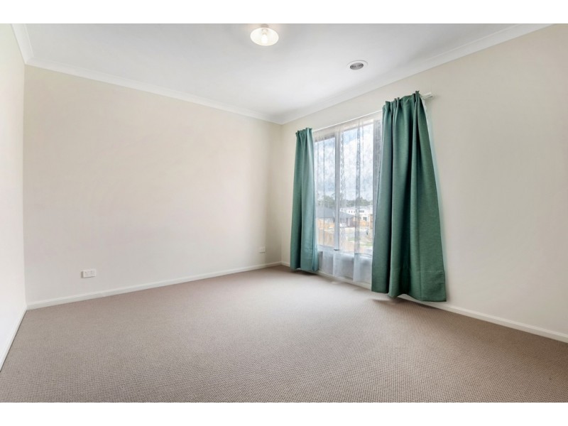 4 Kezza Way, Doreen VIC 3754