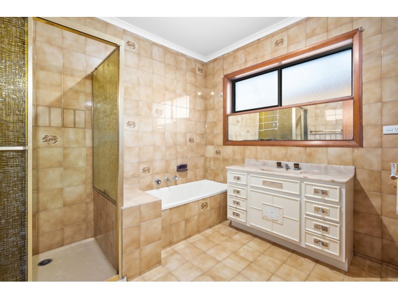 42 Wilgah Street, Thomastown VIC 3074