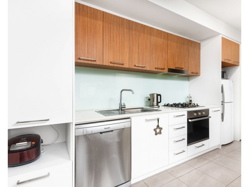 208/83 Janefield Drive, Bundoora VIC 3083