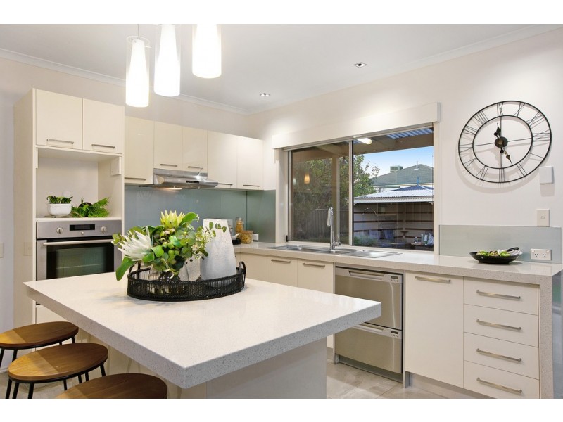 20 Highview Drive, South Morang VIC 3752