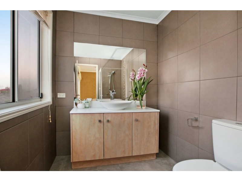 20 Highview Drive, South Morang VIC 3752