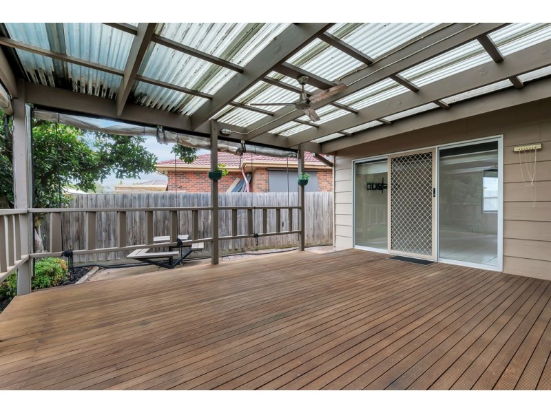 3 Debbie Court, Mill Park VIC 3082