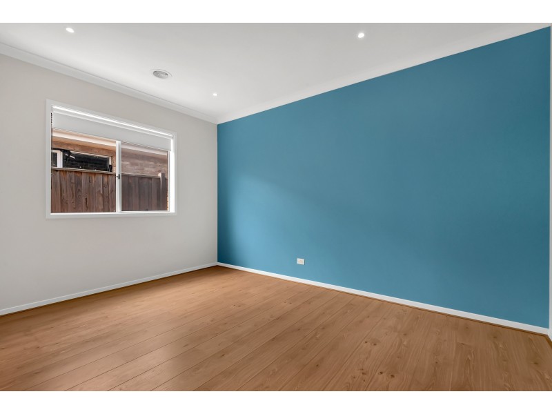 53 Applegum Drive, South Morang VIC 3752