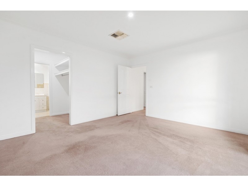 21 Tallow Wood Drive, Greensborough VIC 3088
