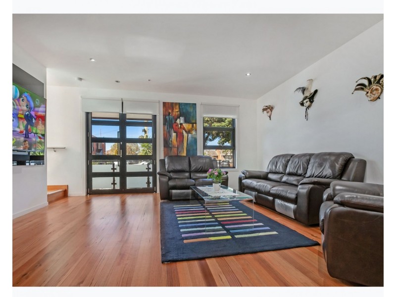 45A Whitelaw Street, Reservoir VIC 3073