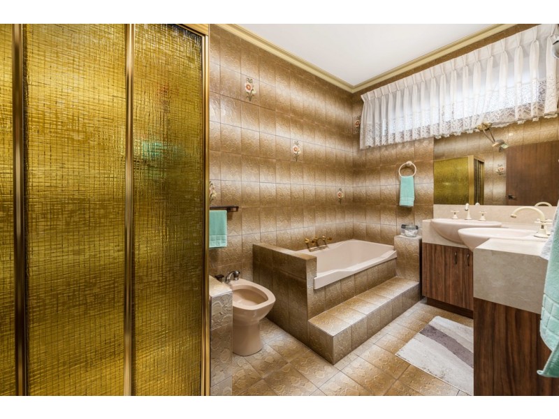 11 Shakespeare Drive, Bundoora VIC 3083