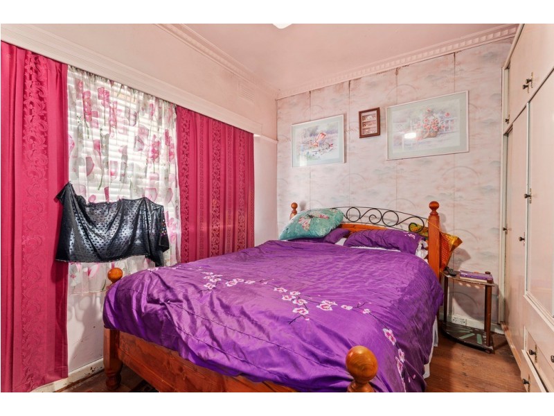 8 Mack Street, Reservoir VIC 3073
