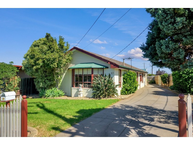 27 Tilbury Street, Thomastown VIC 3074