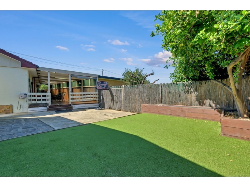 27 Tilbury Street, Thomastown VIC 3074