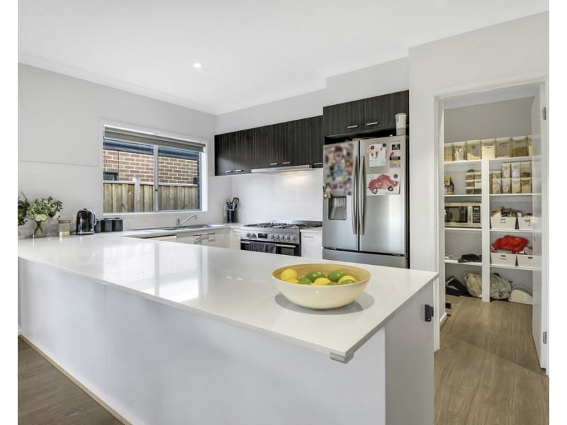 9 Coach Drive, Donnybrook VIC 3064