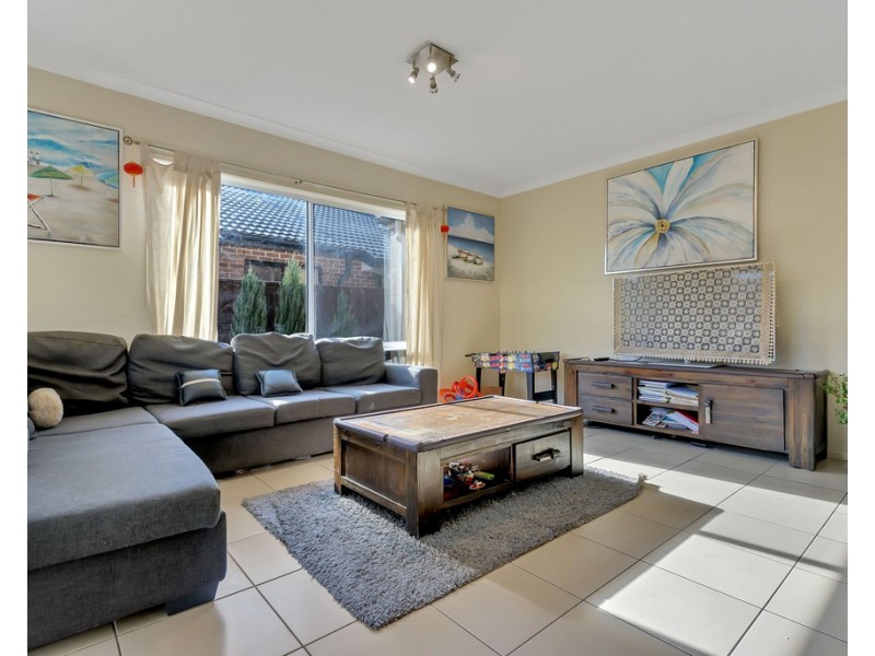 24 Ferncroft Drive, South Morang VIC 3752