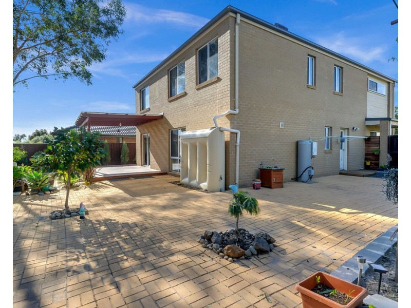 24 Ferncroft Drive, South Morang VIC 3752