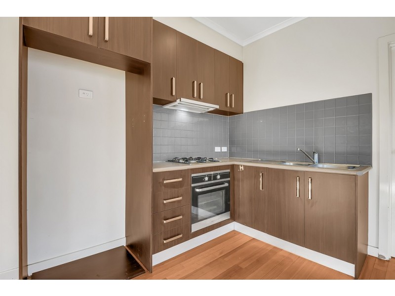 1/30 Highland Street, Kingsbury VIC 3083