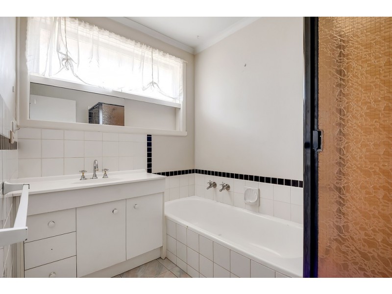 10 Nara Court, Bundoora VIC 3083