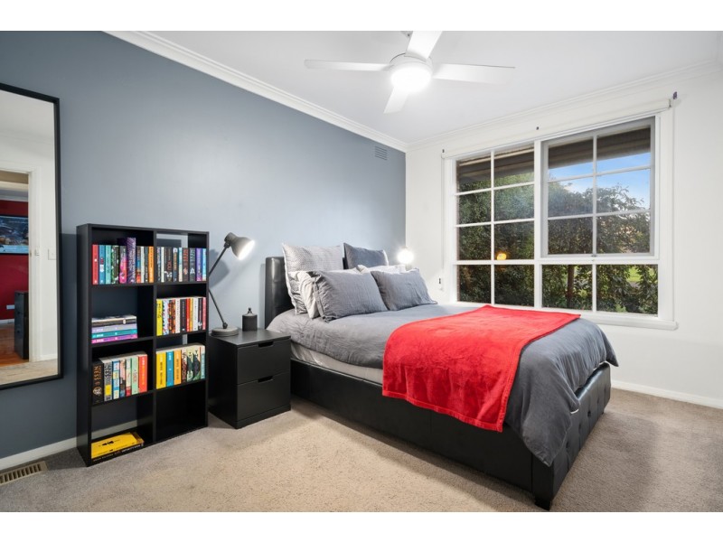 5 Luton Way, Bundoora VIC 3083