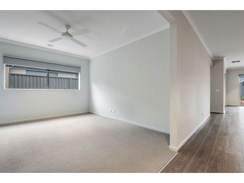 50 Freehold Street, Doreen VIC 3754