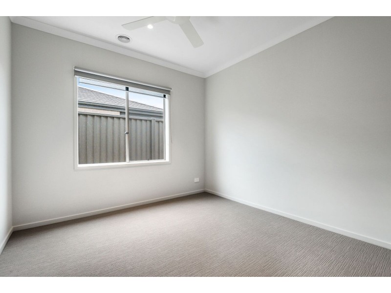 50 Freehold Street, Doreen VIC 3754