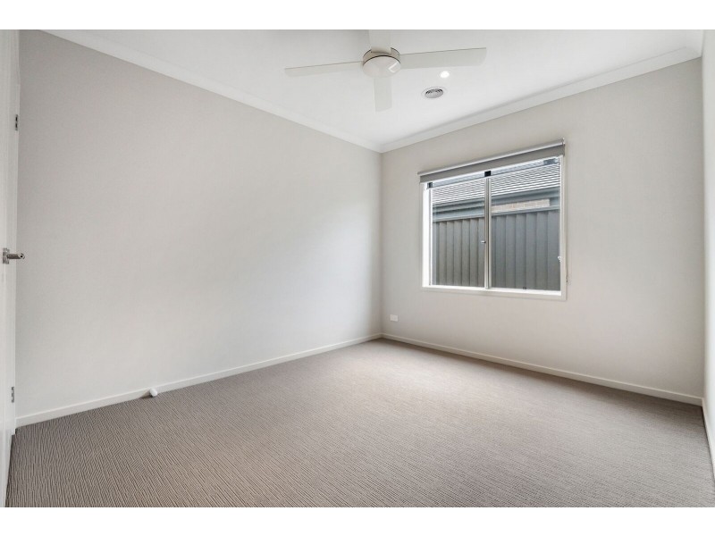 50 Freehold Street, Doreen VIC 3754