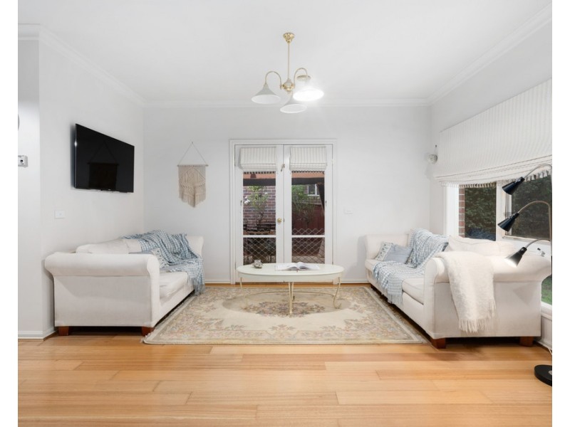 1 Lelean Close, Bundoora VIC 3083