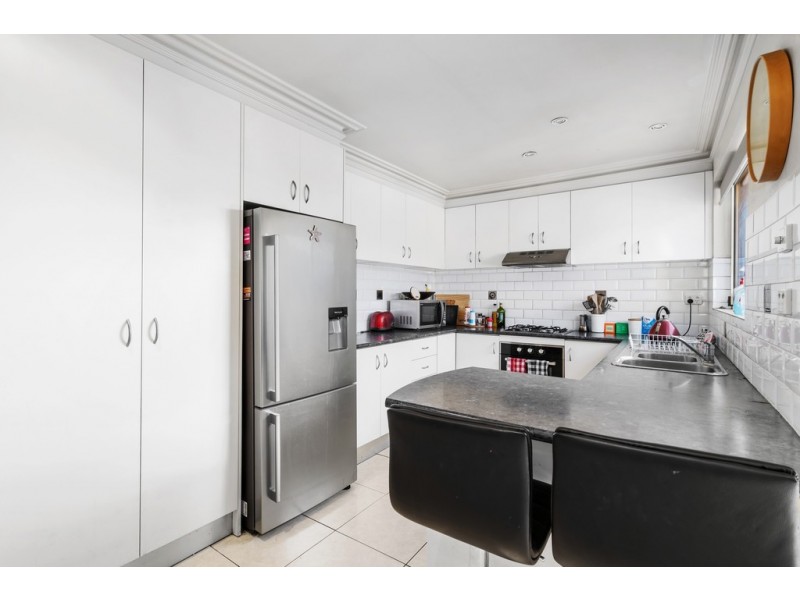 124 Darebin Drive, Thomastown VIC 3074