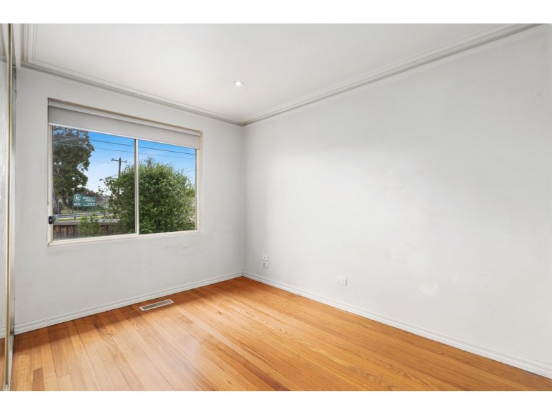 124 Darebin Drive, Thomastown VIC 3074