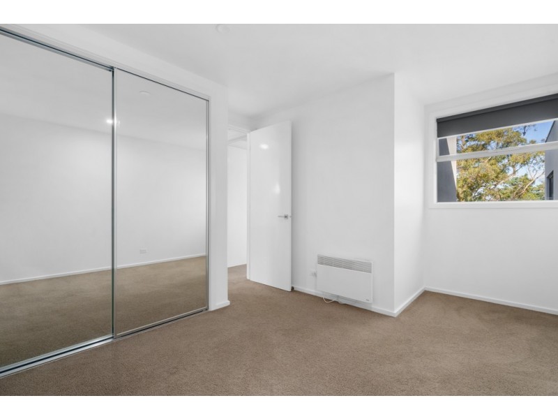 30B Main Drive, Bundoora VIC 3083