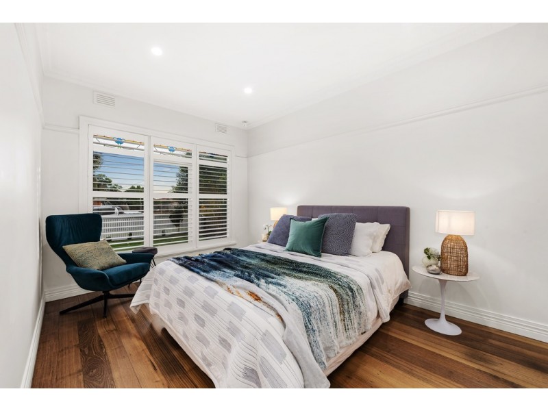 32 Clunes Street, Kingsbury VIC 3083