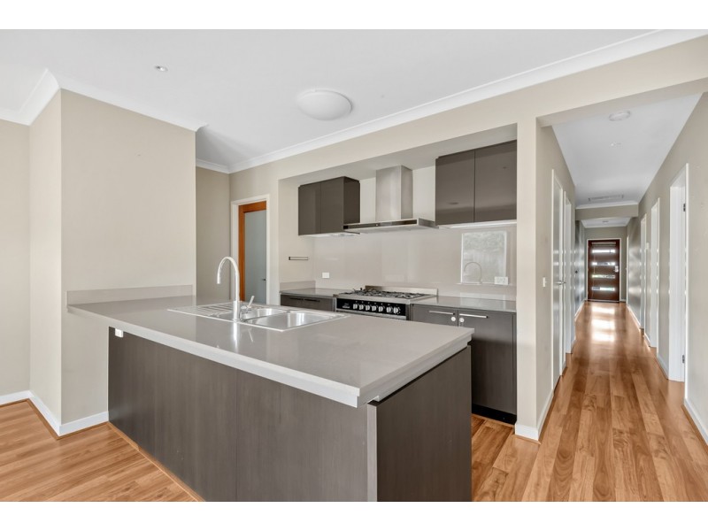 13 Journey Avenue, Doreen VIC 3754