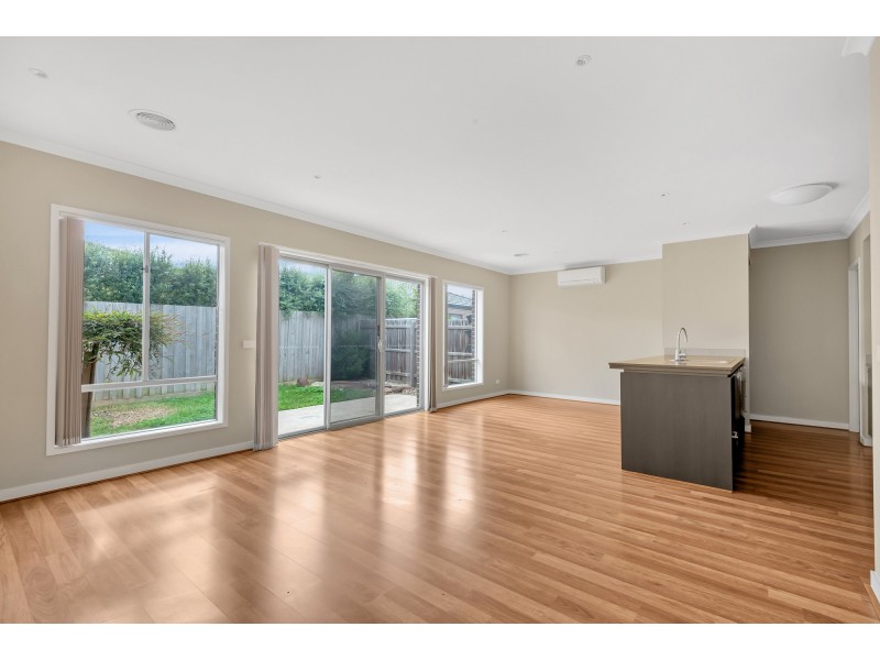 13 Journey Avenue, Doreen VIC 3754