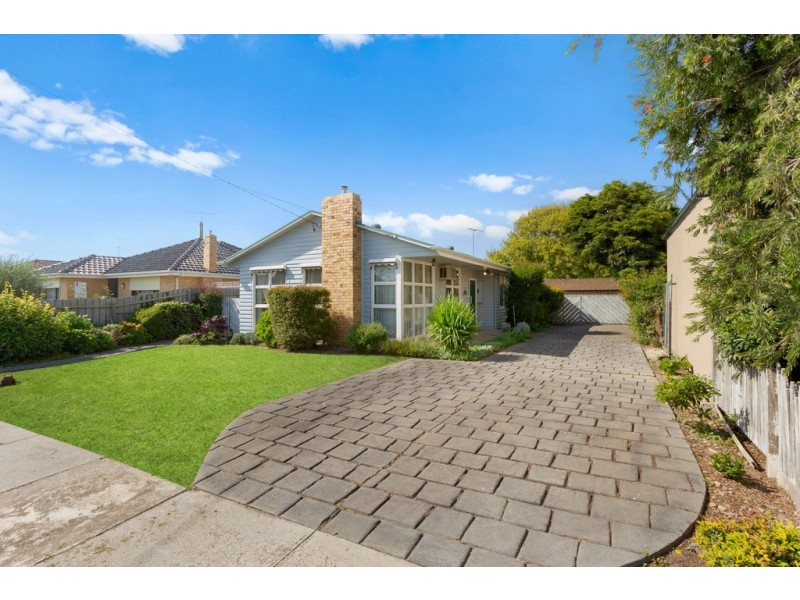 8 Currajong Street, Thomastown VIC 3074