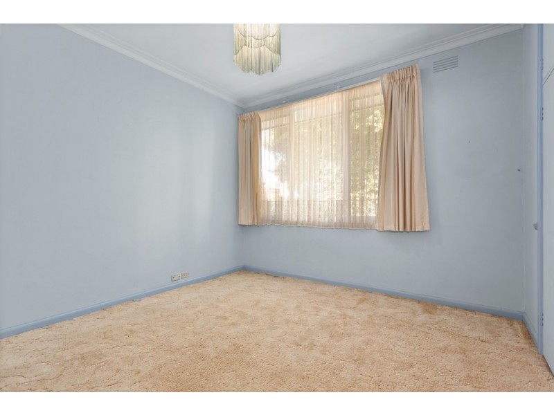 8 Currajong Street, Thomastown VIC 3074