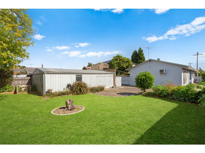 8 Currajong Street, Thomastown VIC 3074