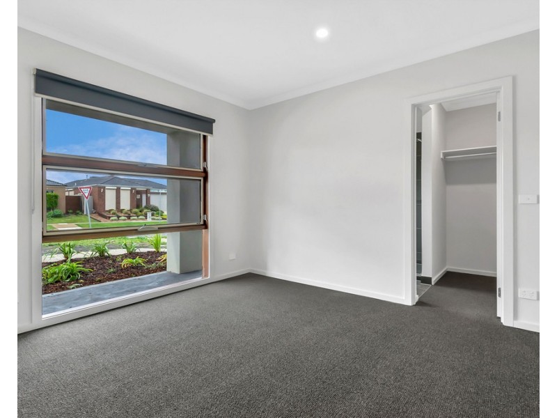 1 Atherton Walk, Doreen VIC 3754