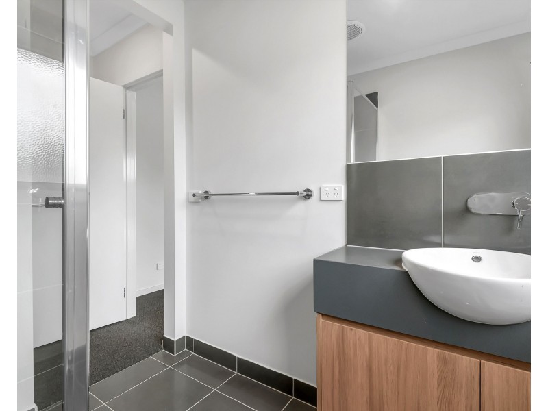 1 Atherton Walk, Doreen VIC 3754