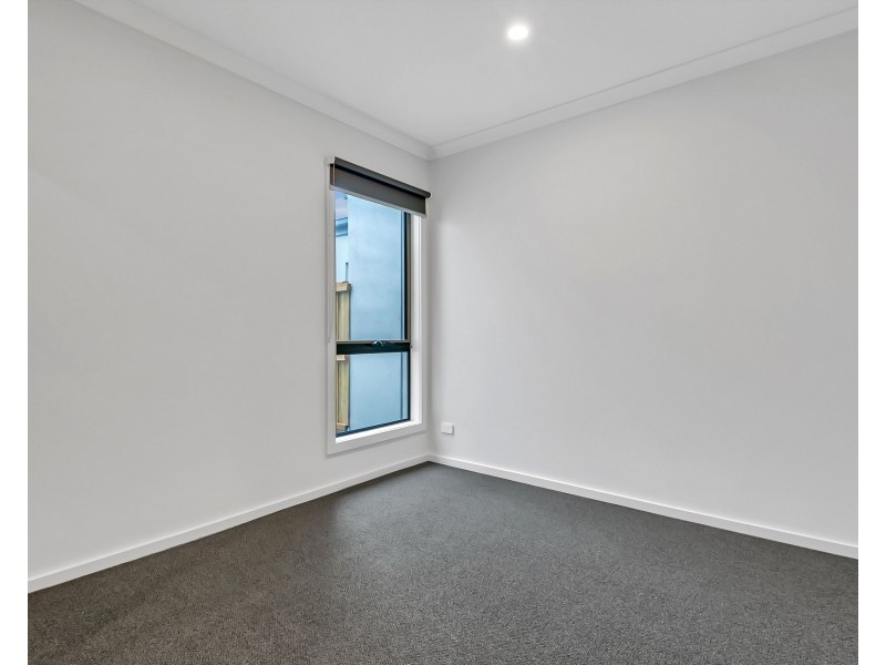 1 Atherton Walk, Doreen VIC 3754