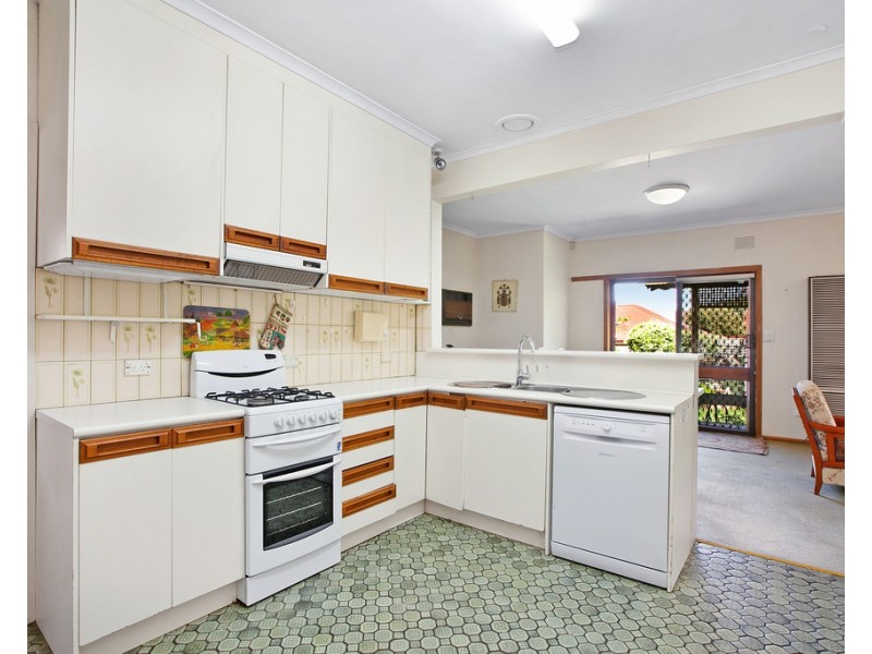 711 Gilbert Road, Reservoir VIC 3073
