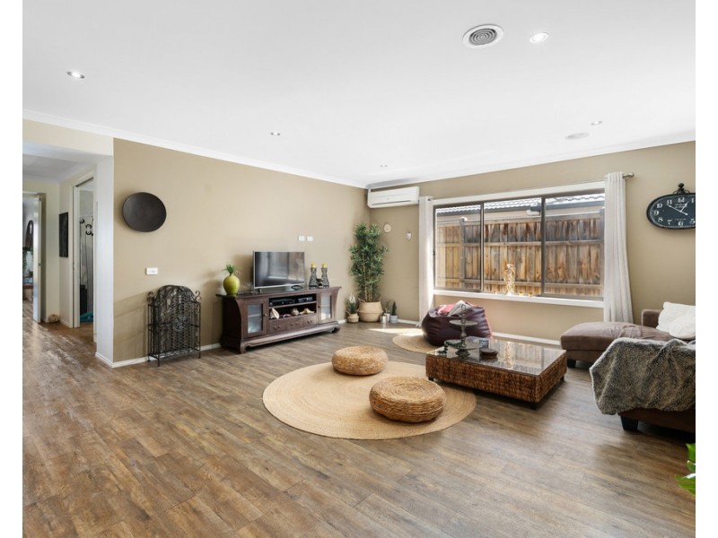 11 Francesca Drive, Mernda VIC 3754