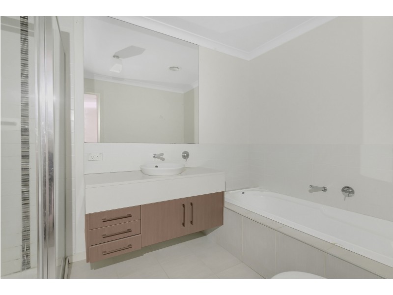 36 Sanctuary Drive, Bundoora VIC 3083