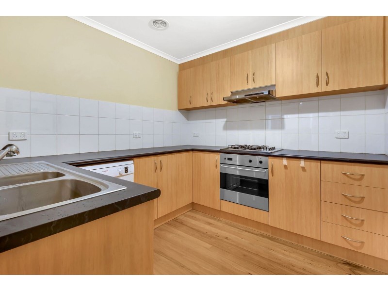 9 Adam Place, Mill Park VIC 3082