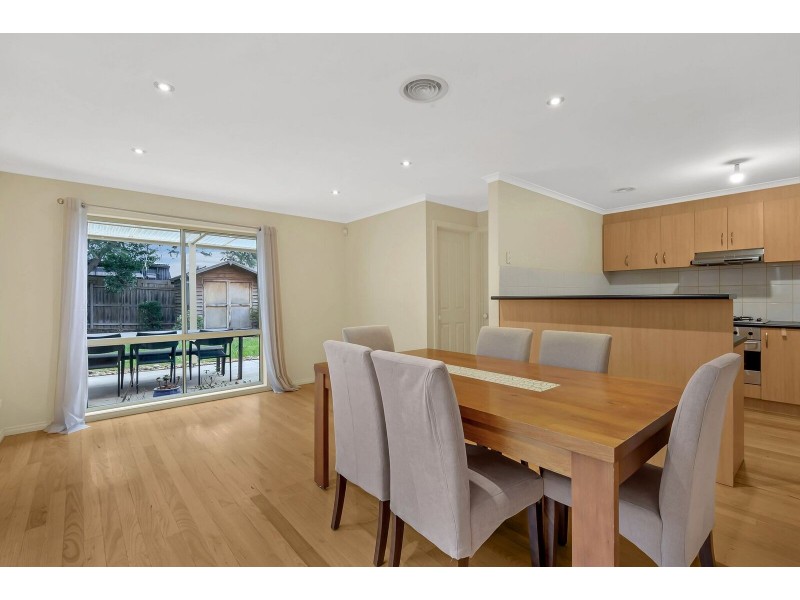 9 Adam Place, Mill Park VIC 3082