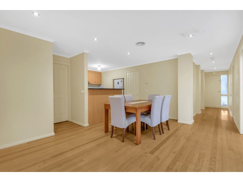 9 Adam Place, Mill Park VIC 3082