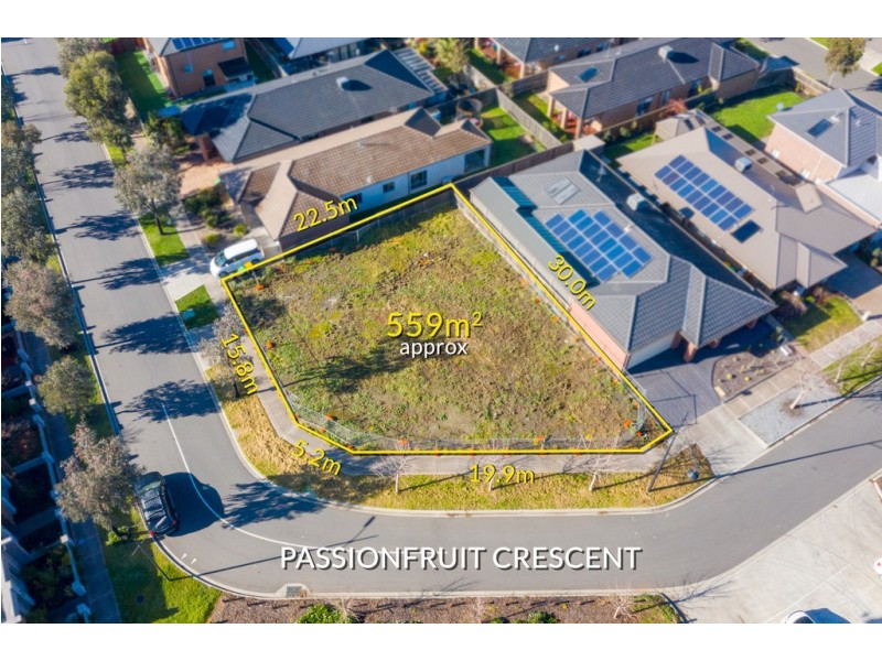 8 Passionfruit Crescent, Mernda VIC 3754