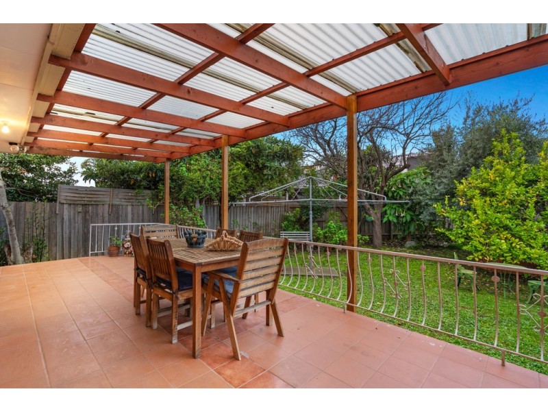 42 Richardson Street, Thomastown VIC 3074